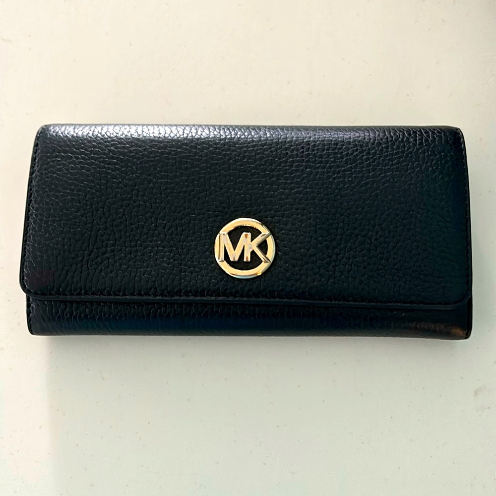 Michael Kors black leather wallet